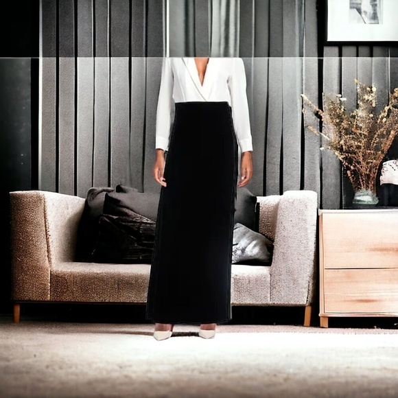 1980's SAINT LAURENT black crepe maxi wrap skirt Size S - Picture 16 of 16